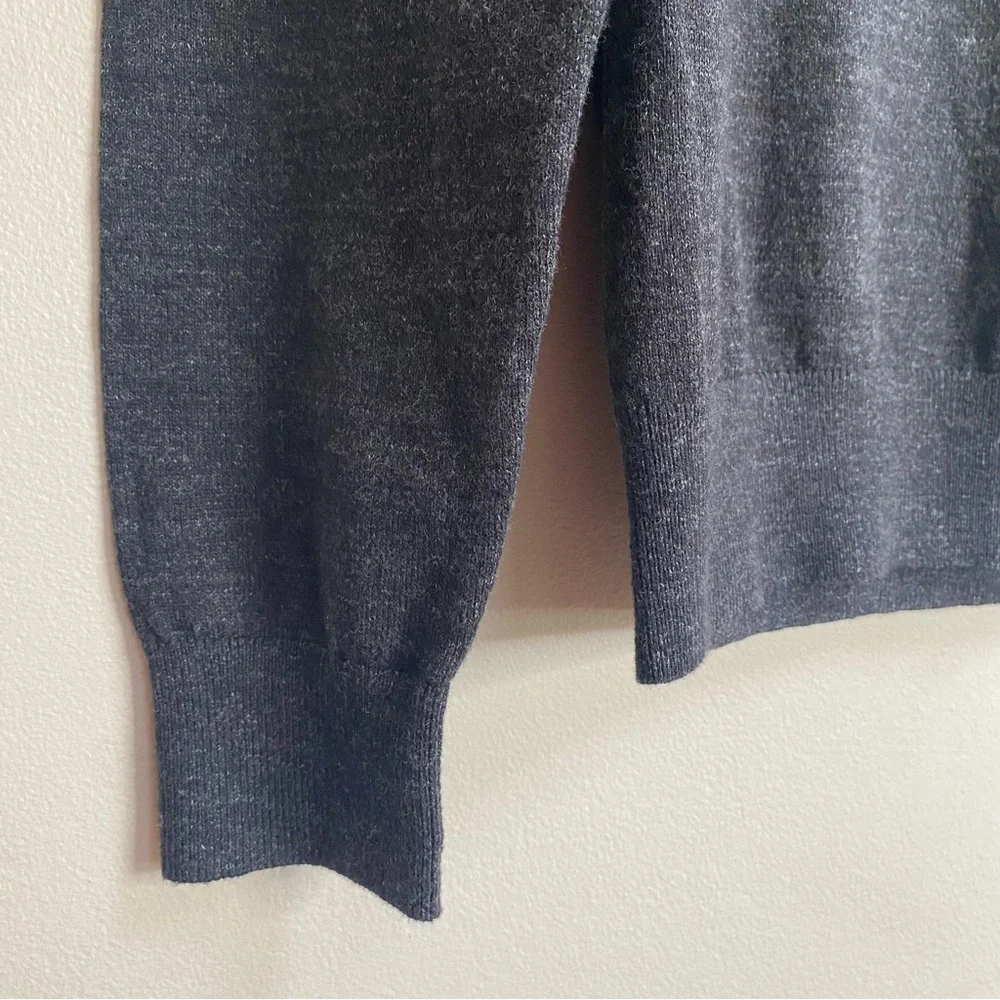 Men's Banana Republic Charcoal Grey Organic Cotton Crew-Neck Sweater Size XXS